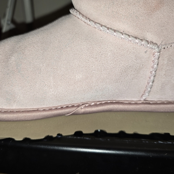 UGG Soft Pink Shearling Boots - Picture 7 of 14